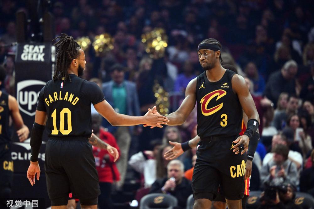 不仅是在鼓 不仅是在鼓