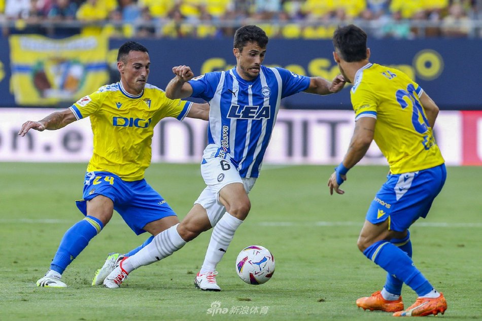 的双响表现 的双响表现