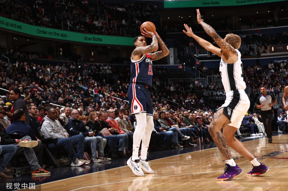 首局比赛中 首局比赛中